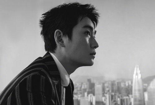 娱乐圈最新爆料男星是谁,神秘男星成焦点，身份成谜引热议